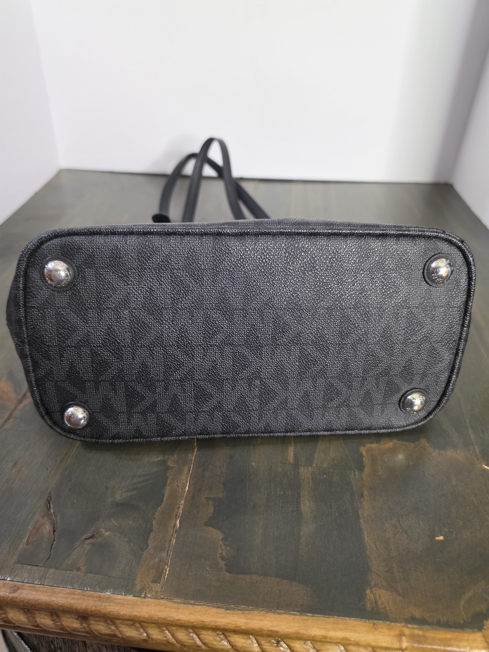 Michael Kors Black Logo Tote Bag - Picture 4 of 8